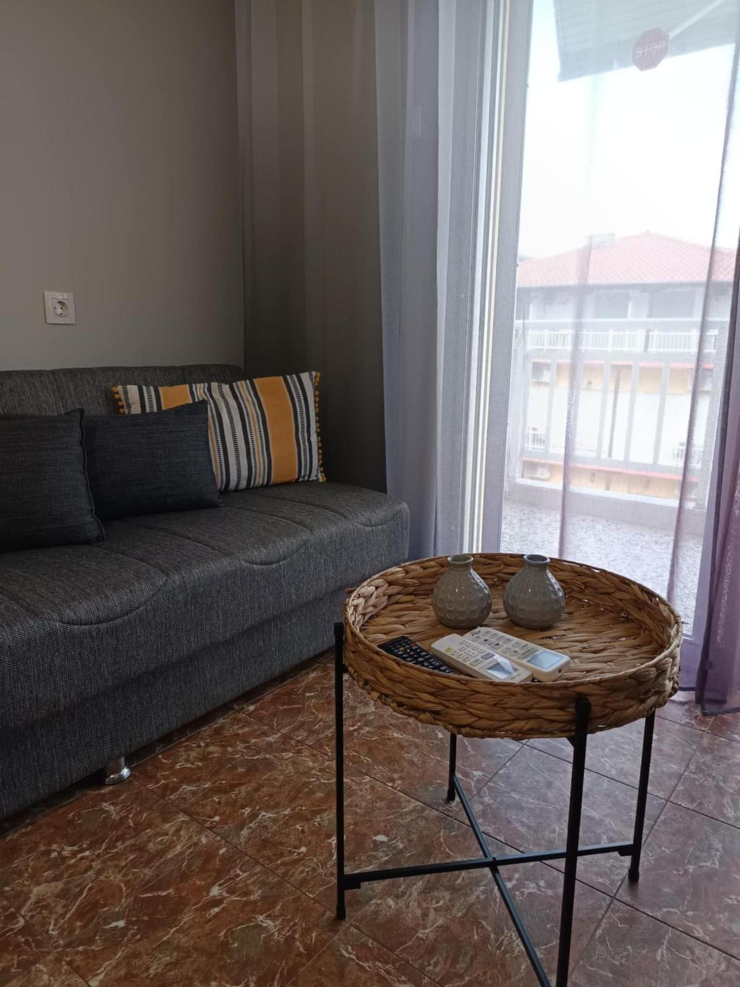 New Zeusplace Apartment With Private Parking Paralia Katerini Luaran gambar